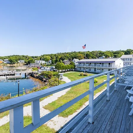 Boothbay Harbor Inn-3
