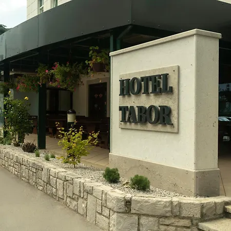 Hotel Tabor-3