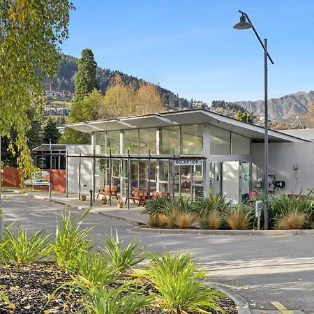 Hampshire Holiday Parks - Queenstown Lakeview-2