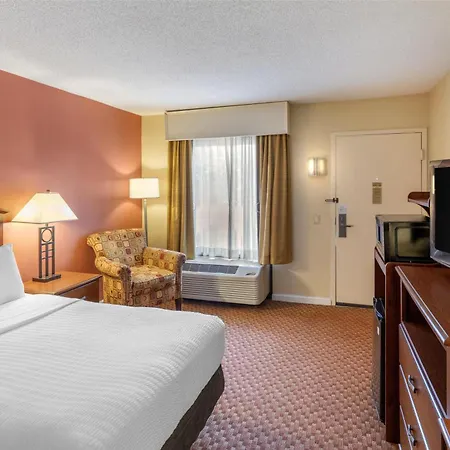 Best Western Hickory-2