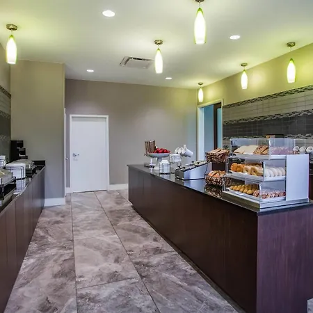 La Quinta By Wyndham Virginia Beach-3