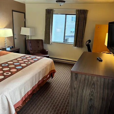 Super 8 By Wyndham Ketchikan-3