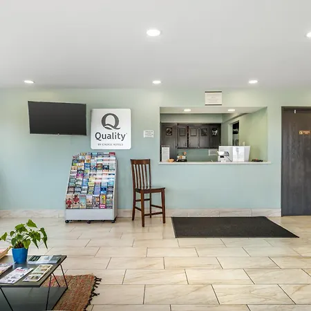Quality Inn Chesapeake - Greenbrier-3