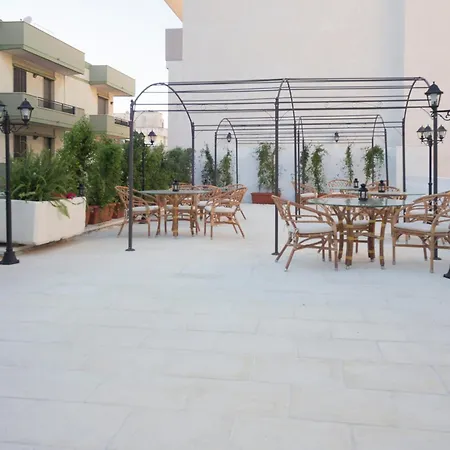 Relais Carlo V - Palazzo Storico-2
