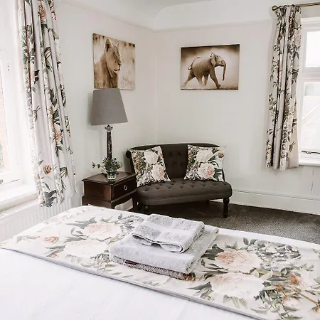 Leygreen Farmhouse B&B-3