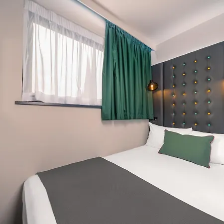 Point A Hotel London Waterloo-3