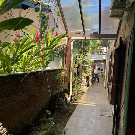 Canto das Toninhas Guest House-3