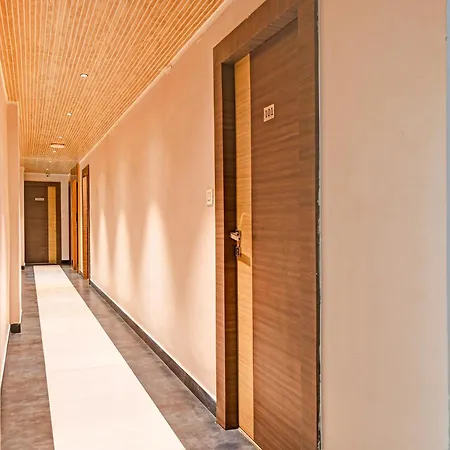 Fabhotel Kzar Select - Nr Us Consulate-3