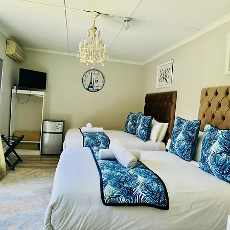 Ndaba Golf Lodge & Hello Beautiful Day Spa-3
