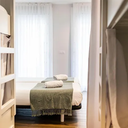 Hostel Charino-3
