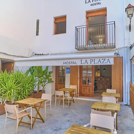La Plaza Hostal-3