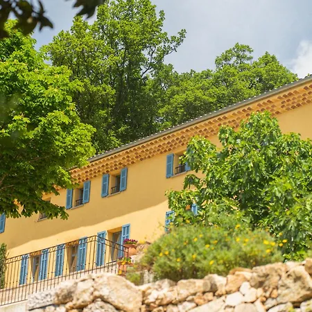 Domaine De La Cascade Parfumee-3