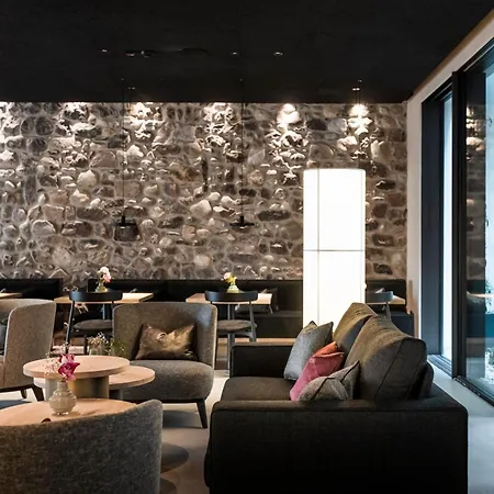 Eisenhut Boutique Hotel-2
