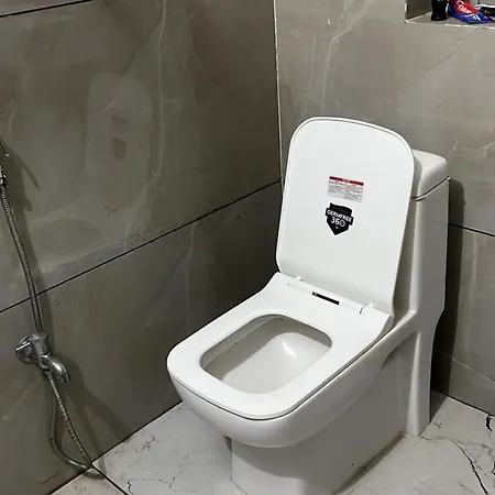 Royal Diamond Hotel & Guest House-3