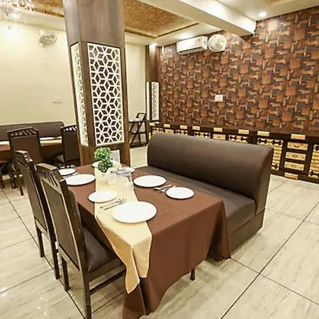 Hotel Sandalwood-2