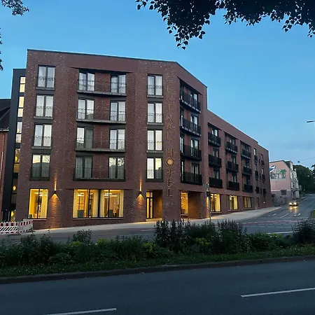Central Hotel-2