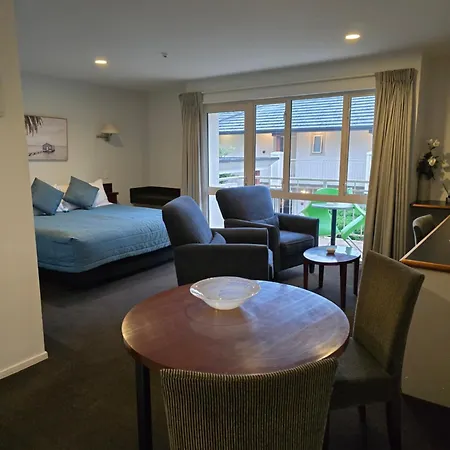 Cedar Grove Motor Lodge-2