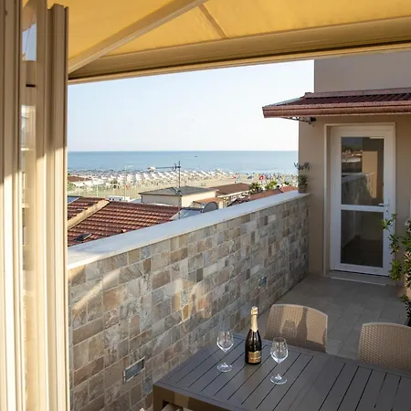 Hotel Biagi & Residence-3