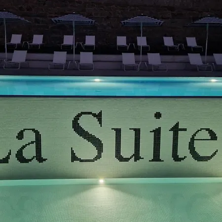 La Suite Hotel-3