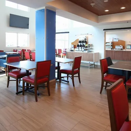 Holiday Inn Express Hotel & Suites Cincinnati Southeast Newport By Ihg-3