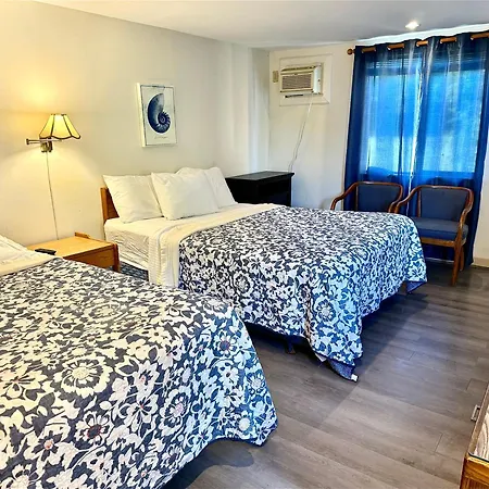 Skaneateles Inn On 20-3