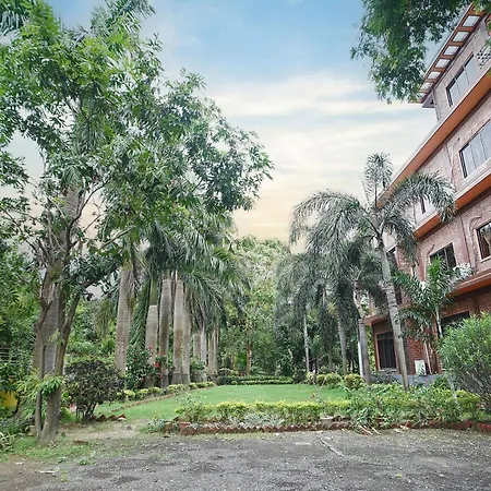 Whispering Woods Inn - Stay & Enjoy In Nature !-3