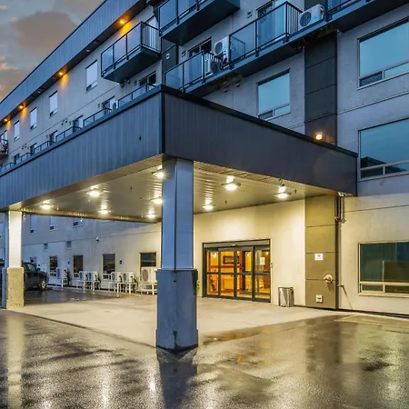Quality Inn Sunshine Suites - Terrace-2