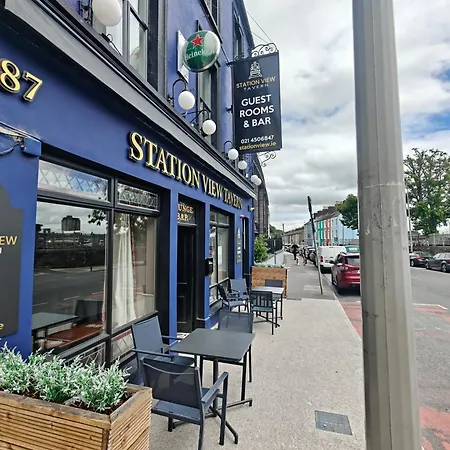 Station View Tavern-3