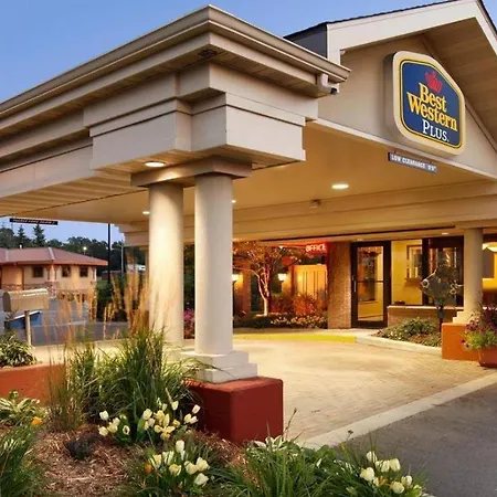 Quality Inn & Suites Detroit Lakes-3