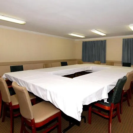 Quality Inn Near City Of Hope-3