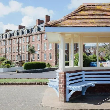 Foxes Hotel & Academy-2
