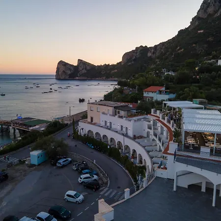 Punta Campanella Resort & Spa-2