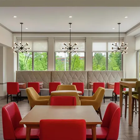 Hilton Garden Inn Cleveland Airport-2