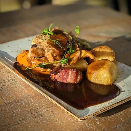 The Plough Inn & Restaurant-2