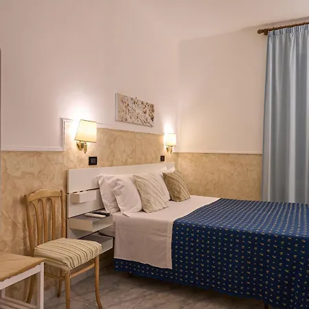 Hotel Ascot-2