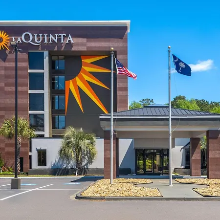 La Quinta Inn & Suites By Wyndham Myrtle Beach-2