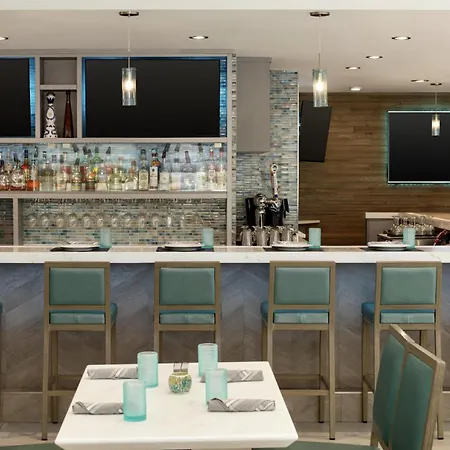 Hilton Garden Inn Stony Brook-3