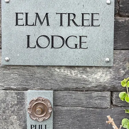 Elm Tree Lodge-2