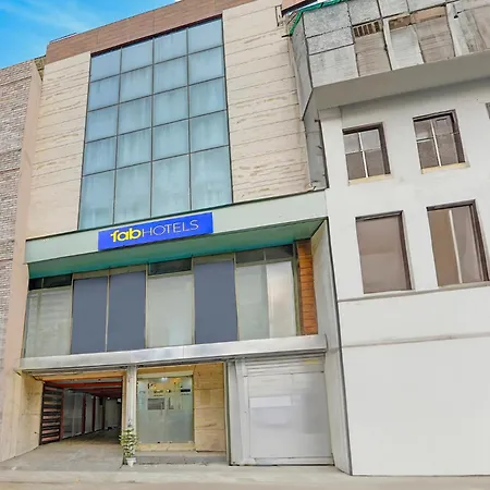 Fabhotel Galaxy - Nr Patel Nagar Metro-2