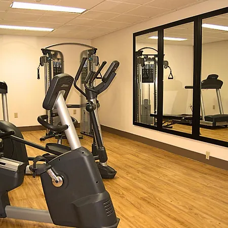 Staywell Inn & Suites-3