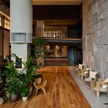 1 Hotel Melbourne-3