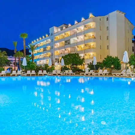 Club Pineta Hotel-3