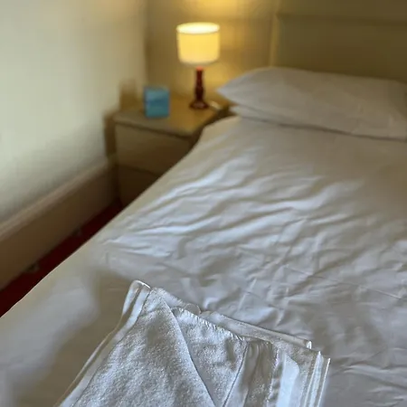Lynton House Hotel-2