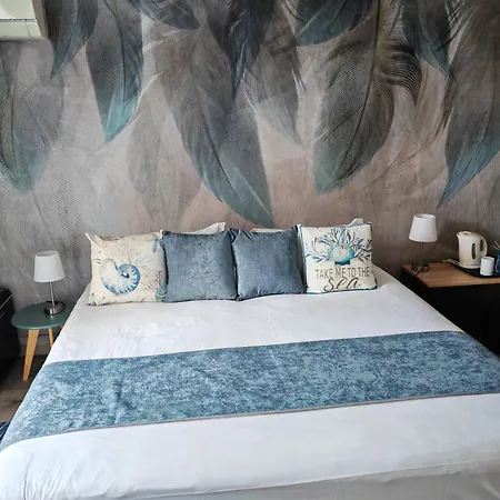 Boutique Hotel De La Corniche D'Or-3
