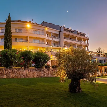 Spa & Wellness Hotel Pinia-3