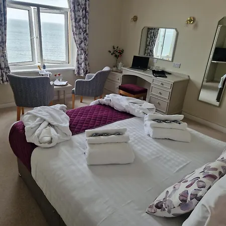 Redcliffe Hotel-2
