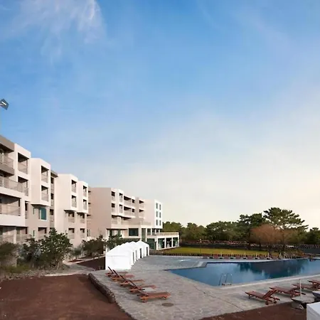 Villa De Aewol-3