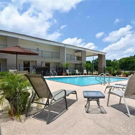 Motel 6-Mobile, Al-3