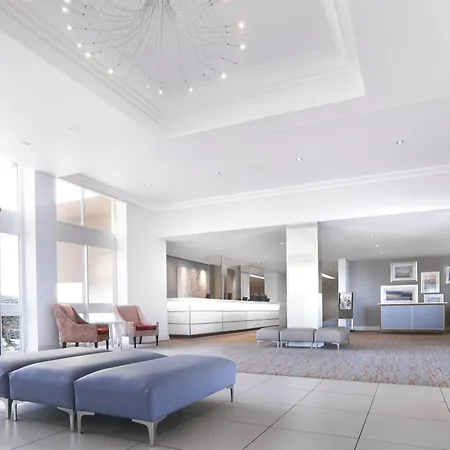 Garden Court Nelson Mandela Boulevard-3