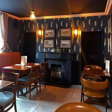 Kings Arms Hotel-3